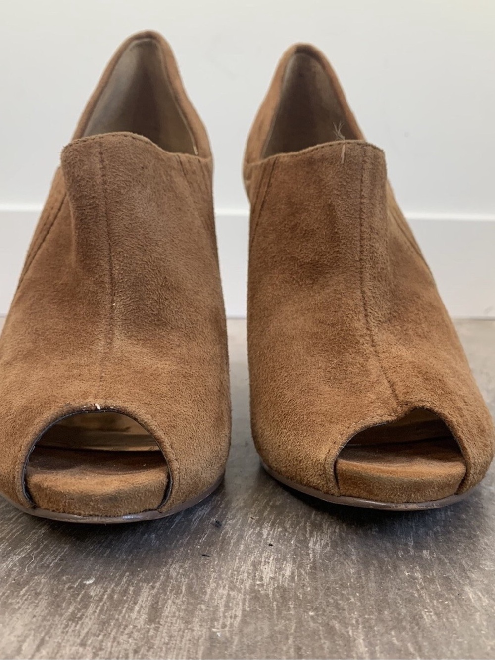 Guess Suede Peep Toe Bootie Heels 8.5 - Picture 2 of 9